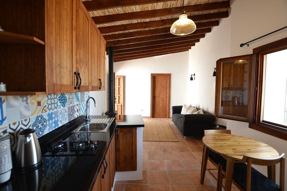 8 soveværelse Byhus til salg i Uleila del Campo med garage - € 190.000 (Ref: 8232804)