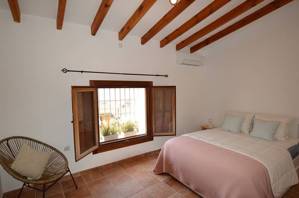 8 soveværelse Byhus til salg i Uleila del Campo med garage - € 190.000 (Ref: 8232804)