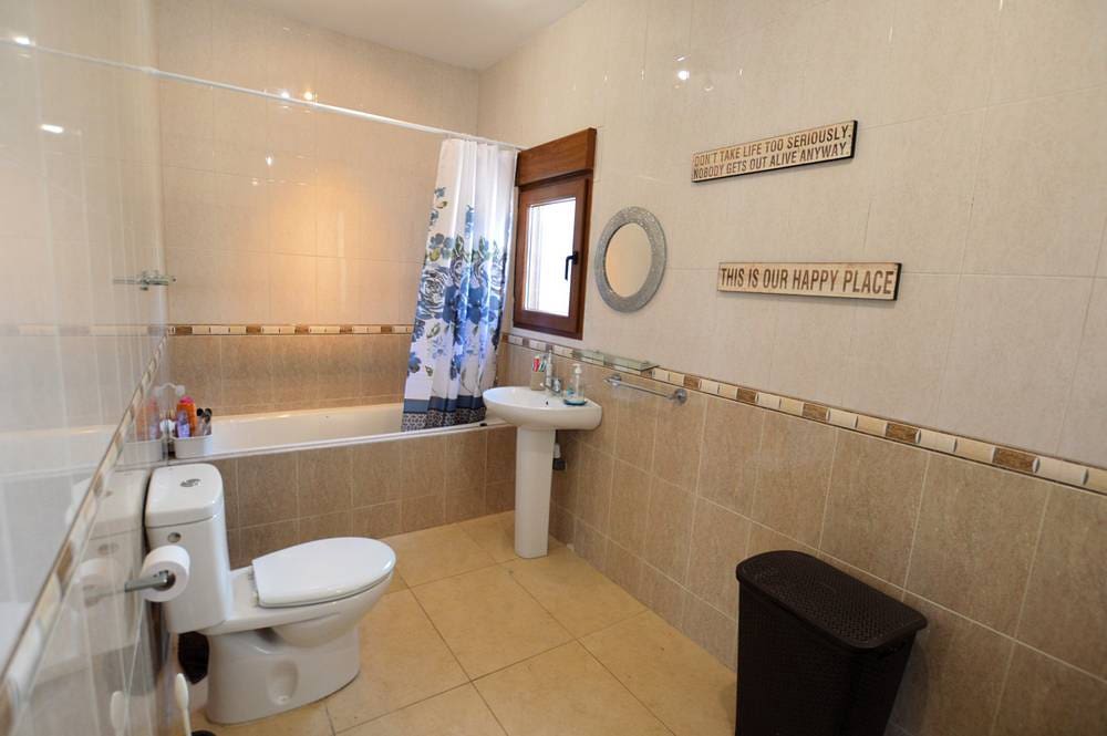 3 bedroom Villa for sale in Mojacar with garage - € 249,950 (Ref: 8288928)