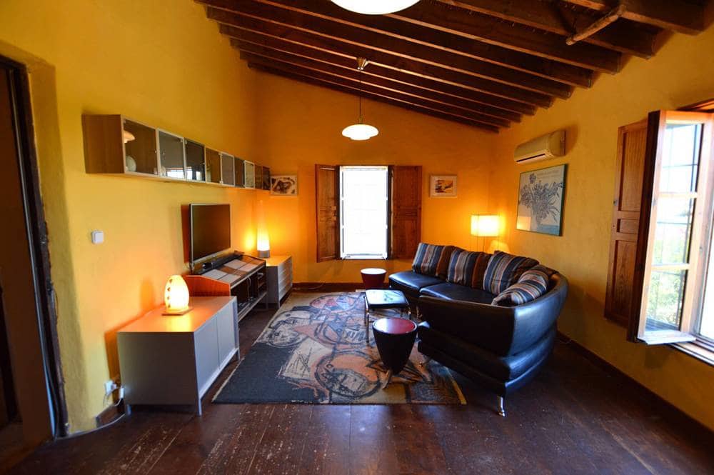 4 soveværelse Finca/Landehus til salg i Antas med swimmingpool garage - € 345.000 (Ref: 8302390)