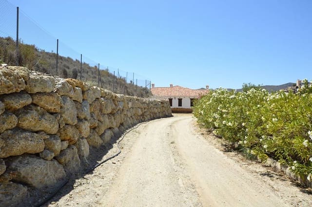 4 soverom Finca/Herregård til salgs i Lubrín med garasje - € 295 000 (Ref: 8329530)