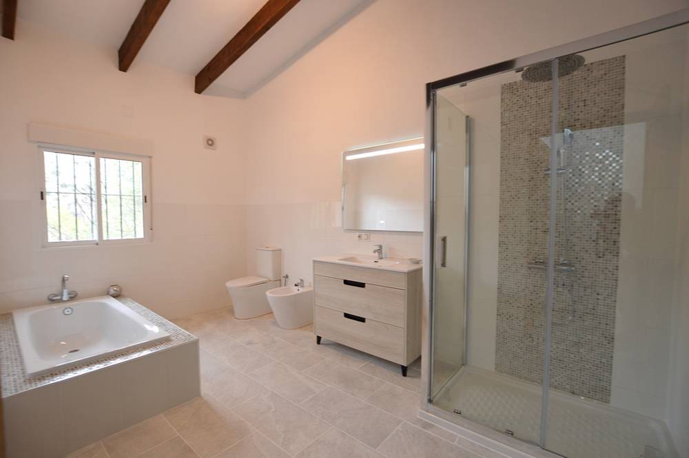 7 sovrum Finca/Hus på landet till salu i Bedar med garage - 350 000 € (Ref: 8425452)