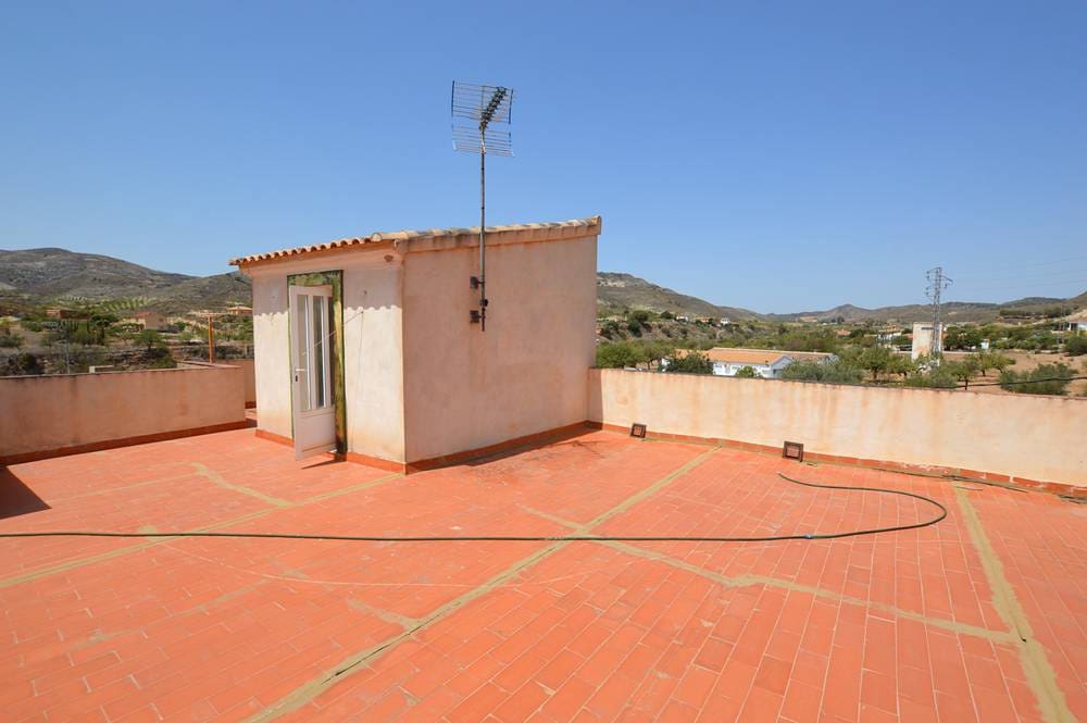 5 bedroom Finca/Country House for sale in Lubrin with garage - € 115,000 (Ref: 8465593)