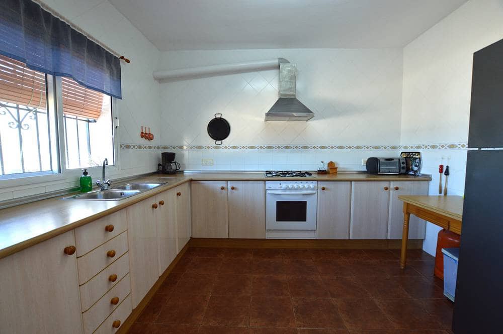 3 soveværelse Byhus til salg i Bedar med garage - € 215.000 (Ref: 8599995)