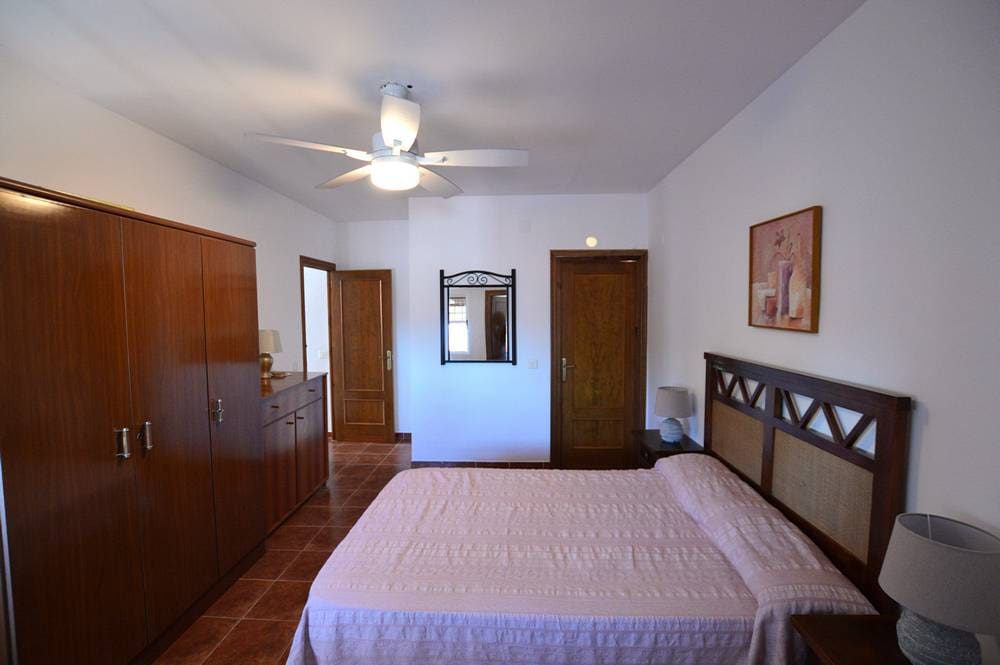 3 soveværelse Byhus til salg i Bedar med garage - € 215.000 (Ref: 8599995)