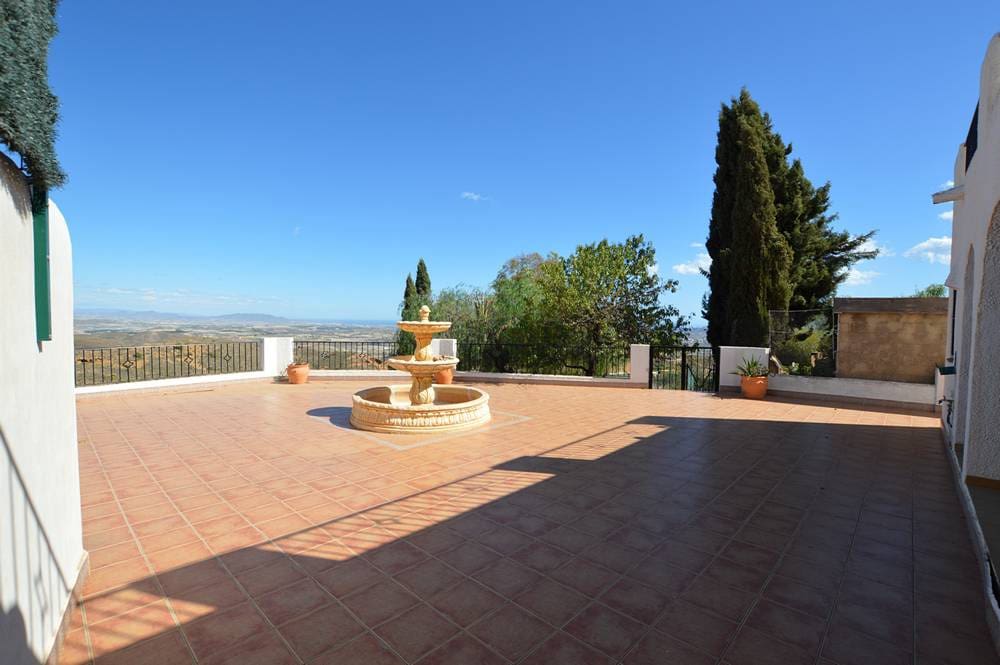 3 soveværelse Byhus til salg i Bedar med garage - € 215.000 (Ref: 8599995)