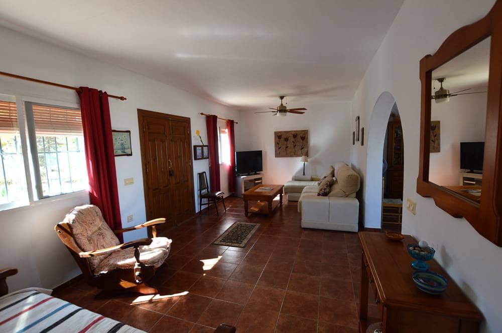 3 soveværelse Byhus til salg i Bedar med garage - € 215.000 (Ref: 8599995)