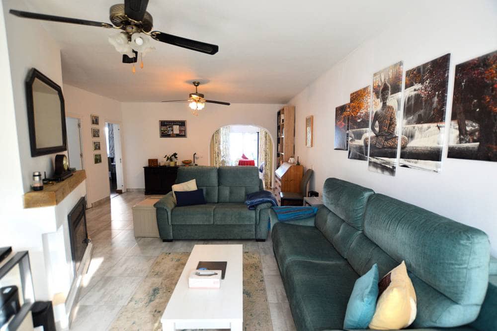 4 soveværelse Villa til salg i Bedar med swimmingpool garage - € 475.000 (Ref: 8669265)