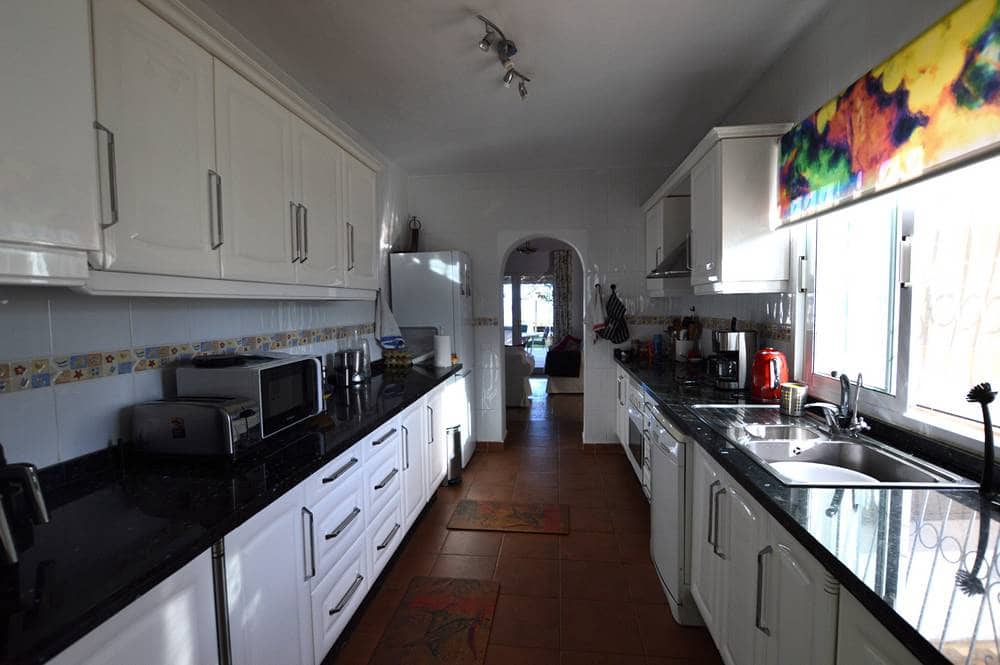 4 soveværelse Villa til salg i Bedar med swimmingpool garage - € 475.000 (Ref: 8669265)