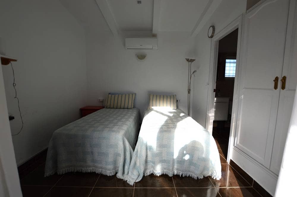 4 soveværelse Villa til salg i Bedar med swimmingpool garage - € 475.000 (Ref: 8669265)