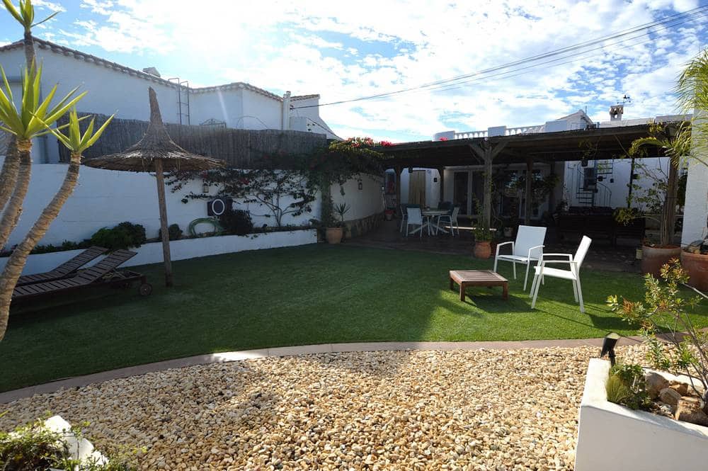 4 soveværelse Villa til salg i Bedar med swimmingpool garage - € 475.000 (Ref: 8669265)