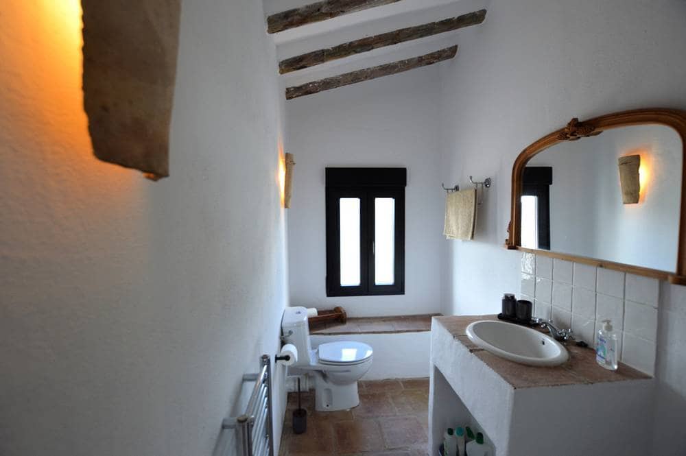 5 soveværelse Finca/Landehus til salg i Bedar med swimmingpool - € 350.000 (Ref: 8684263)