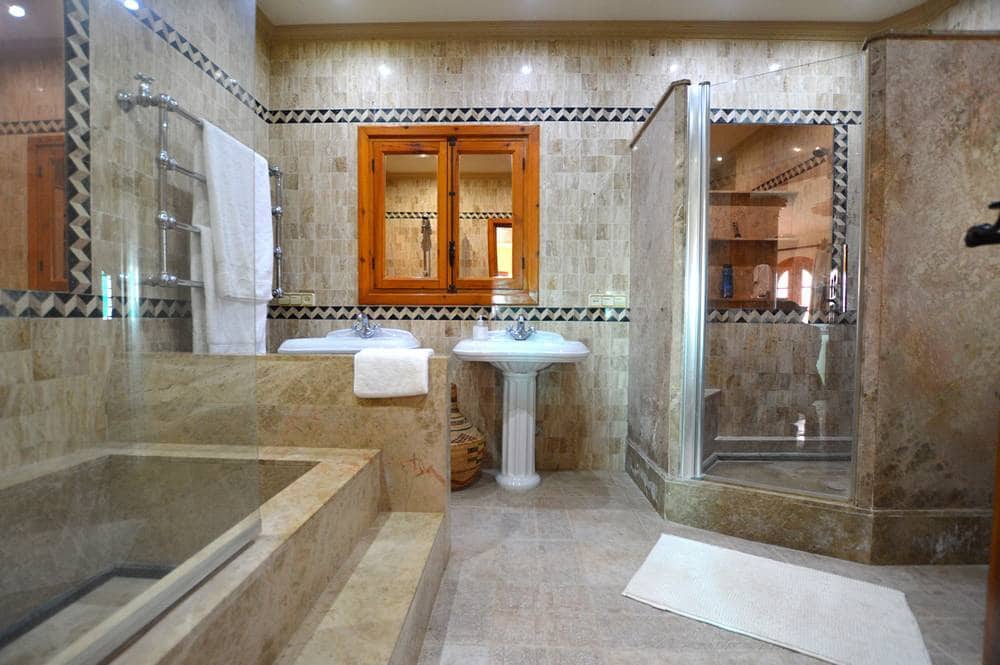 4 bedroom Villa for sale in Mojacar with pool garage - € 985,000 (Ref: 8684264)