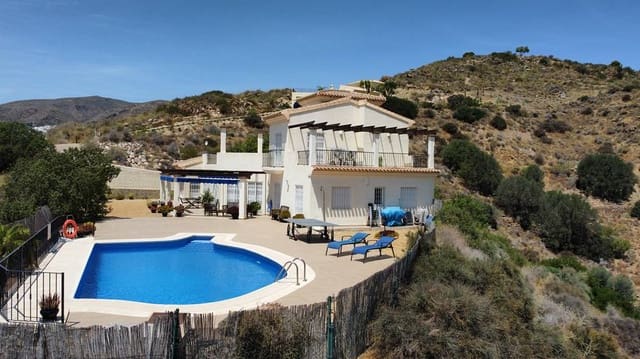 4 soveværelse Villa til salg i Bédar med swimmingpool garage - € 525.000 (Ref: 8923159)