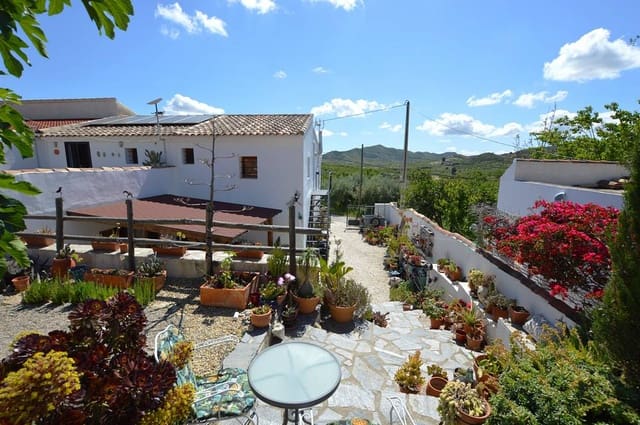 5 makuuhuone Maalaistalo myytävänä paikassa Lubrín mukana 
autotalli - 210 000 € (Ref: 8957400)