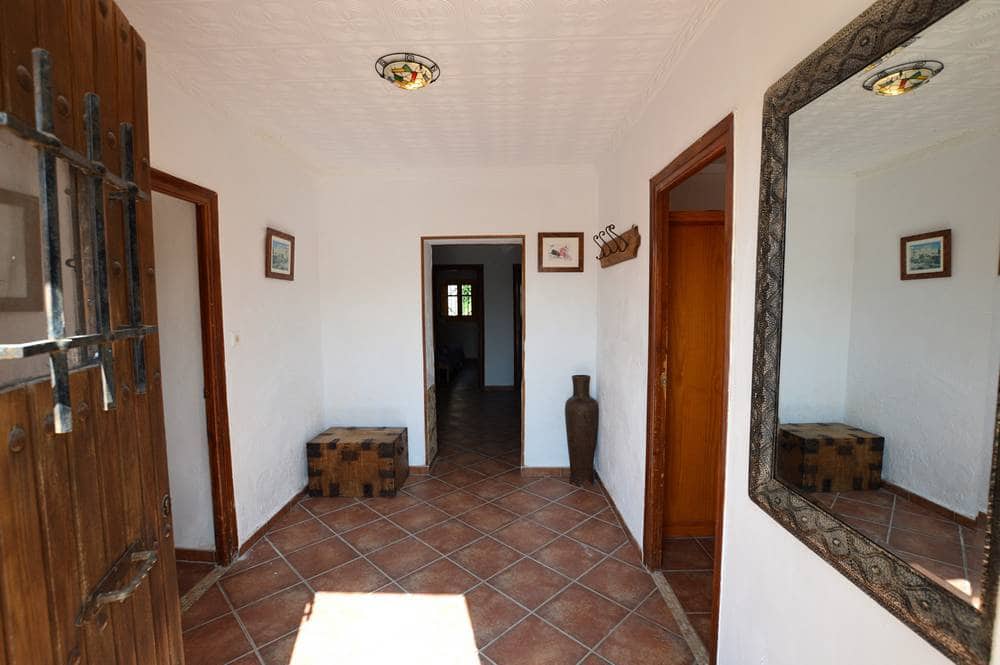 3 soverom Hus til salgs i Cariatiz med svømmebasseng garasje - € 170 000 (Ref: 9042605)