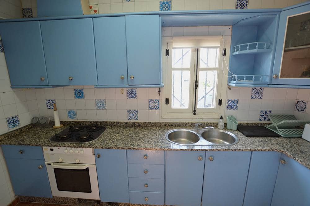 3 soverom Hus til salgs i Cariatiz med svømmebasseng garasje - € 170 000 (Ref: 9042605)