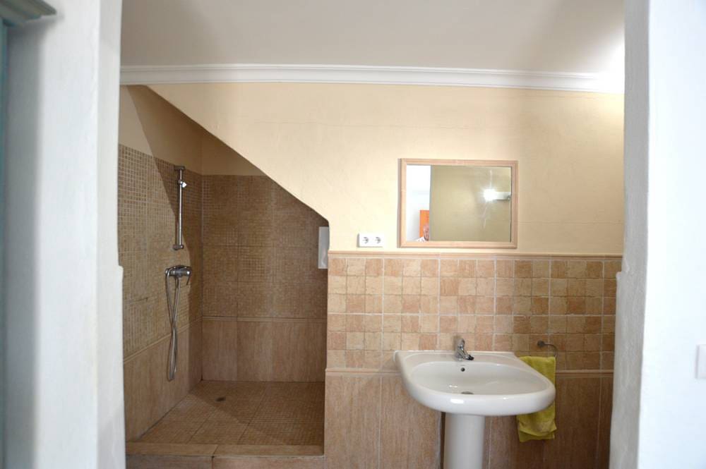 3 soveværelse Byhus til salg i Bedar med swimmingpool garage - € 269.000 (Ref: 9166565)