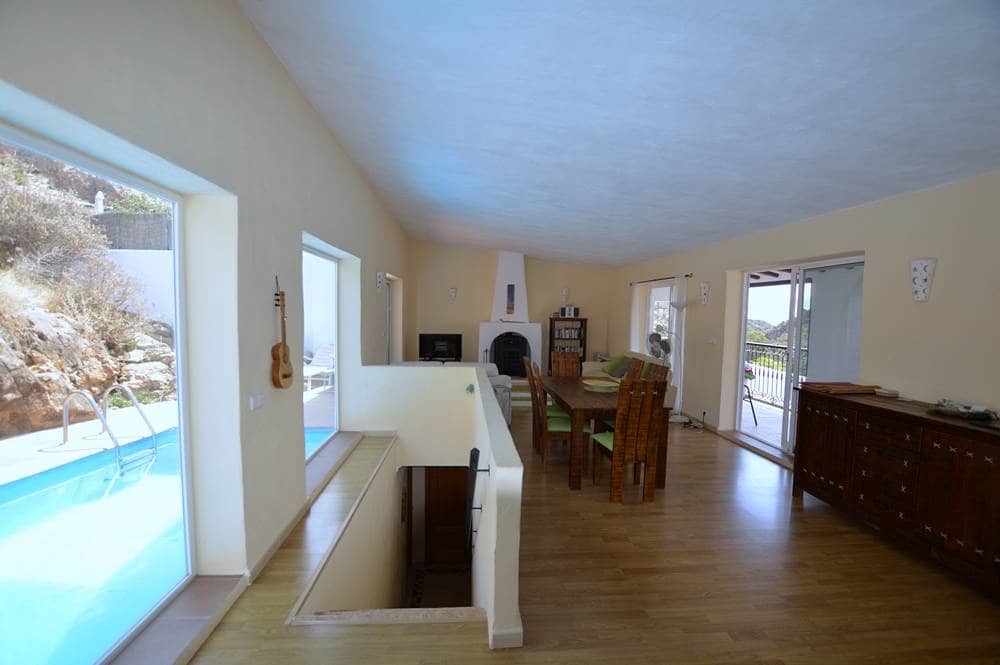 3 soveværelse Byhus til salg i Bedar med swimmingpool garage - € 269.000 (Ref: 9166565)