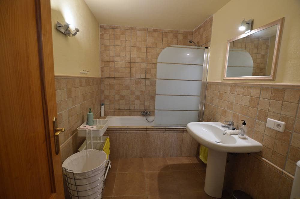 3 soveværelse Byhus til salg i Bedar med swimmingpool garage - € 269.000 (Ref: 9166565)