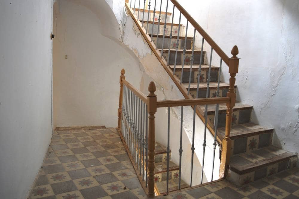 5 slaapkamer Huis te koop in Lubrin - € 89.950 (Ref: 9172157)