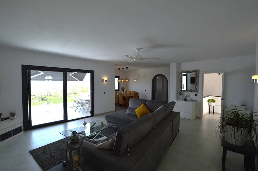 3 bedroom Townhouse for sale in Bedar with pool - € 385,000 (Ref: 9172586)