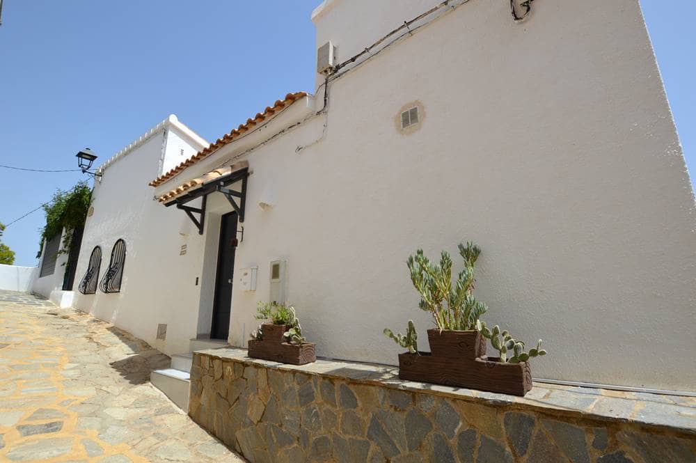 3 bedroom Townhouse for sale in Bedar with pool - € 385,000 (Ref: 9172586)