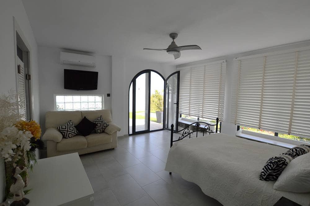 3 bedroom Townhouse for sale in Bedar with pool - € 385,000 (Ref: 9172586)