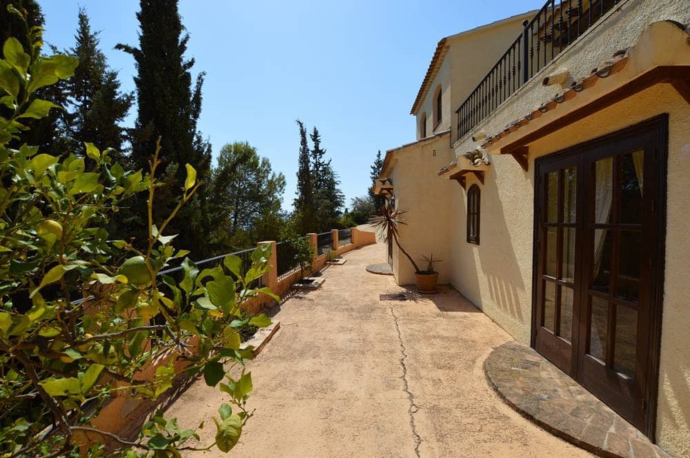 4 soveværelse Villa til salg i Bedar med swimmingpool garage - € 499.950 (Ref: 9183894)