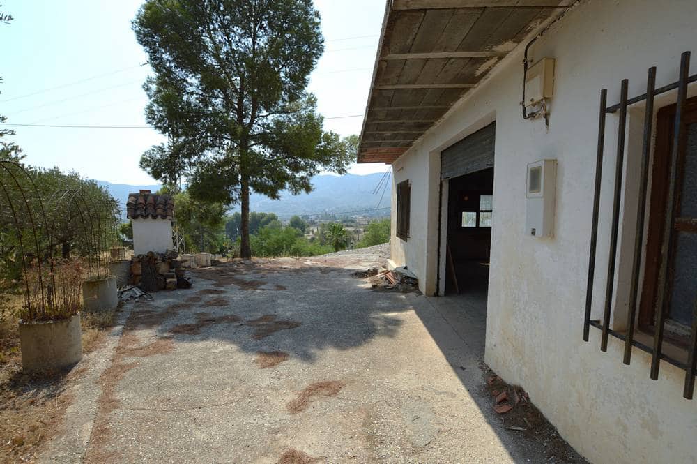 Maalaistalo myytävänä paikassa Lubrin - 150 000 € (Ref: 9206936)