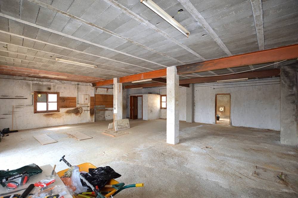 Maalaistalo myytävänä paikassa Lubrin - 150 000 € (Ref: 9206936)