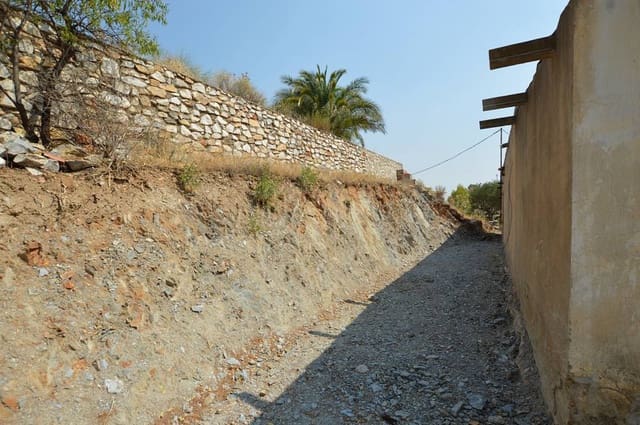 Maalaistalo myytävänä paikassa Lubrín - 150 000 € (Ref: 9206936)