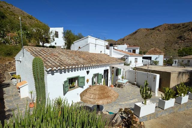 2 bedroom Townhouse for sale in Bédar with pool garage - € 215,000 (Ref: 9220268)