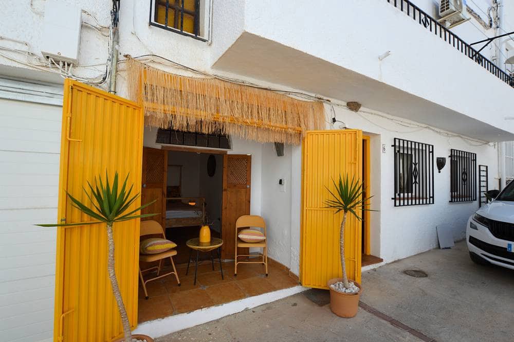 2 soveværelse Lejlighed til salg i Agua Amarga - € 195.000 (Ref: 9245405)