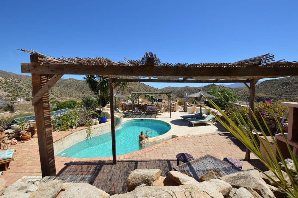 5 soveværelse Finca/Landehus til salg i Sorbas med swimmingpool garage - € 775.000 (Ref: 9270006)