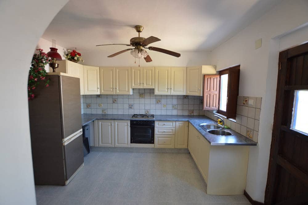 2 soverom Hus til salgs i Antas med garasje - € 89 950 (Ref: 9272801)