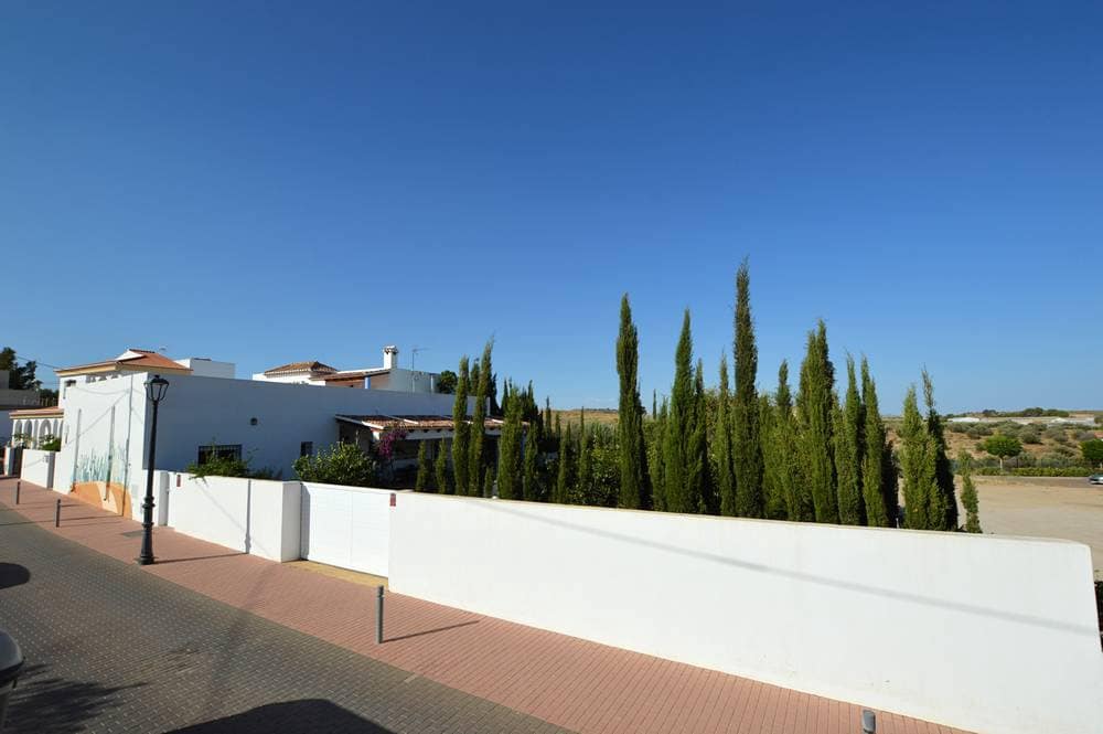 6 soverom Villa til salgs i Los Gallardos med svømmebasseng garasje - € 600 000 (Ref: 9324351)