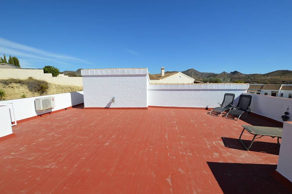 3 soveværelse Villa til salg i Sorbas med swimmingpool garage - € 250.000 (Ref: 9356403)