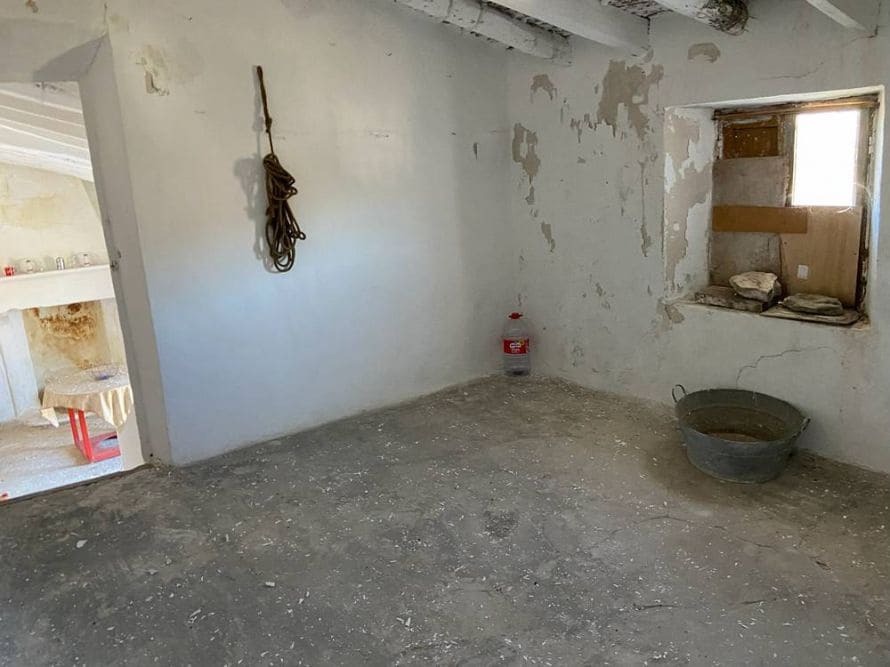 Finka/Dom wiejski na sprzedaż w Lubrin z garażem - 115 000 € (Ref: 9360456)