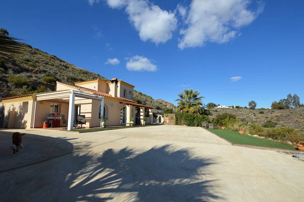 4 camera da letto Villa in vendita in Bedar con piscina garage - 415.000 € (Rif: 9449094)