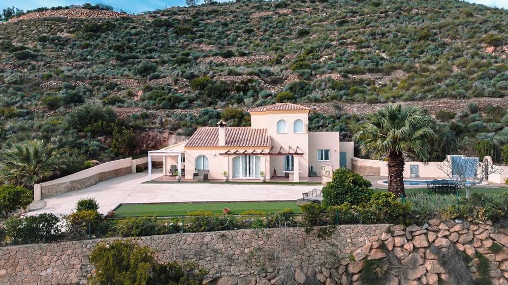 4 bedroom Villa for sale in Bedar with pool garage - € 415,000 (Ref: 9449094)