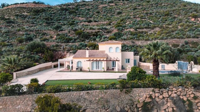 4 Zimmer Villa zu verkaufen in Bédar mit Pool Garage - 415.000 € (Ref: 9449094)