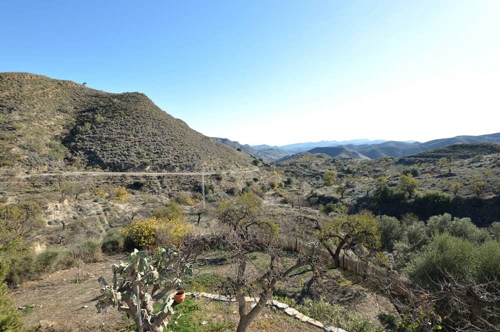 6 makuuhuone Maalaistalo myytävänä paikassa Lubrin mukana 
autotalli - 430 000 € (Ref: 9470660)