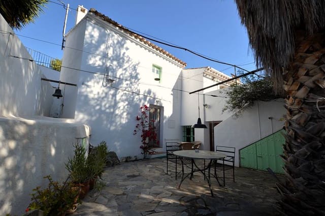 6 makuuhuone Maalaistalo myytävänä paikassa Lubrín mukana 
autotalli - 430 000 € (Ref: 9470660)