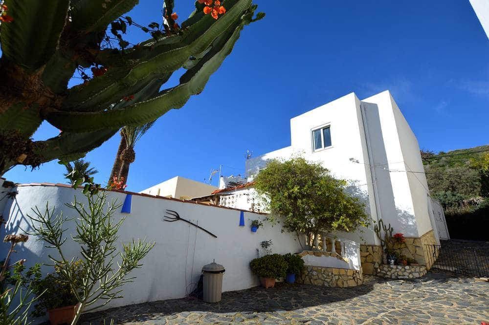 4 bedroom Villa for sale in Mojacar with pool garage - € 349,995 (Ref: 9528998)