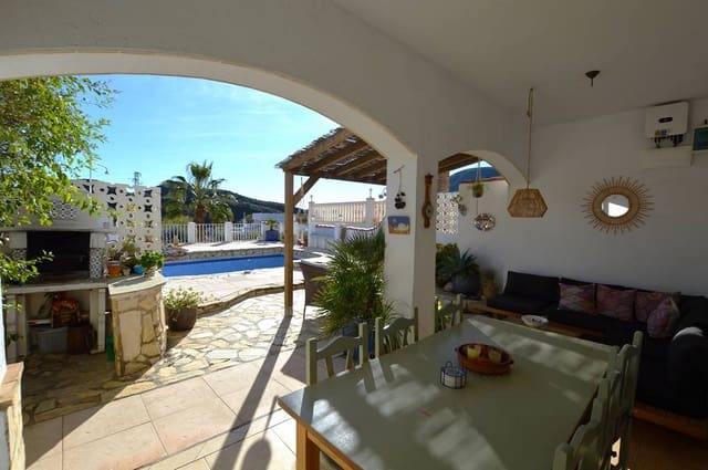 4 bedroom Villa for sale in Mojácar with pool garage - € 349,995 (Ref: 9528998)