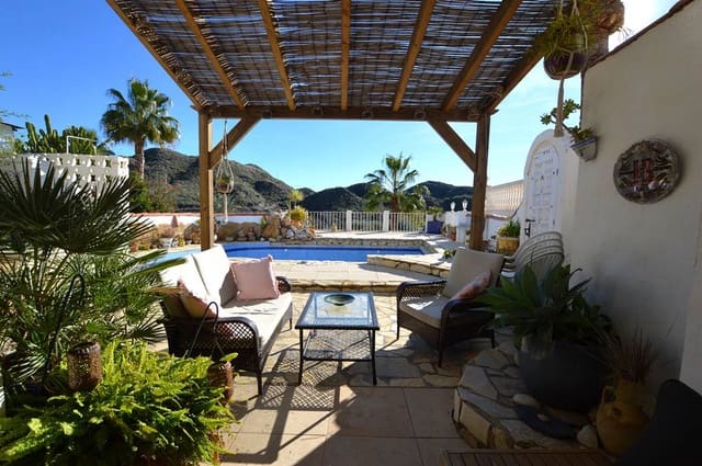 4 bedroom Villa for sale in Mojácar with pool garage - € 349,995 (Ref: 9528998)