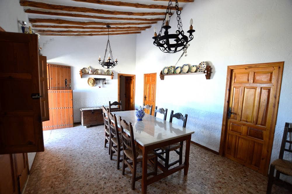 4 slaapkamer Finca/Landhuis te koop in Bedar met garage - € 250.000 (Ref: 9596441)