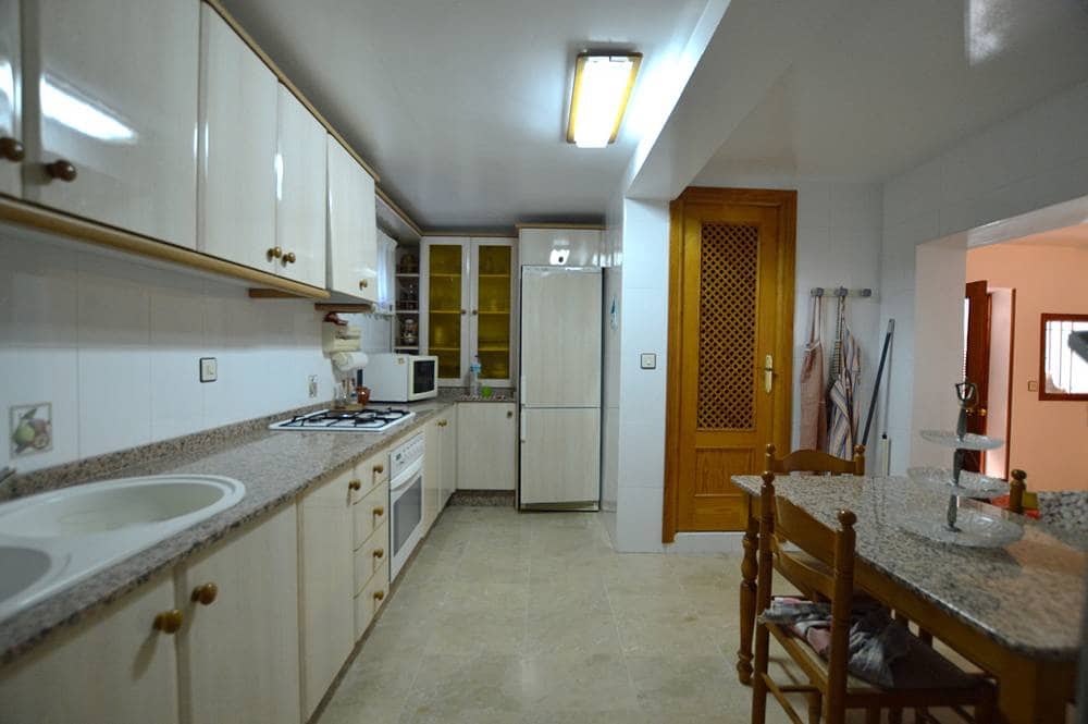 5 slaapkamer Huis te koop in Lubrin met garage - € 230.000 (Ref: 9645447)