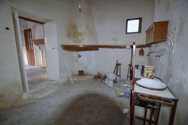 4 makuuhuone Omakotitalo myytävänä paikassa Lubrín - 69 950 € (Ref: 9652271)